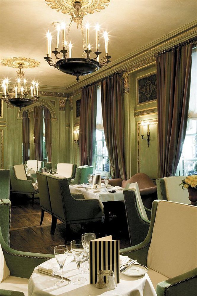 The Stylish and elegant Radisson Blue Le Dokhan’s Hotel , Paris Trocadero