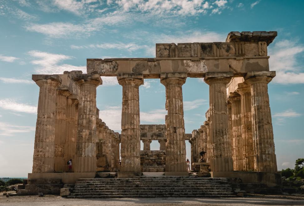 Greek architecture Roman ruins and columns in Greece.